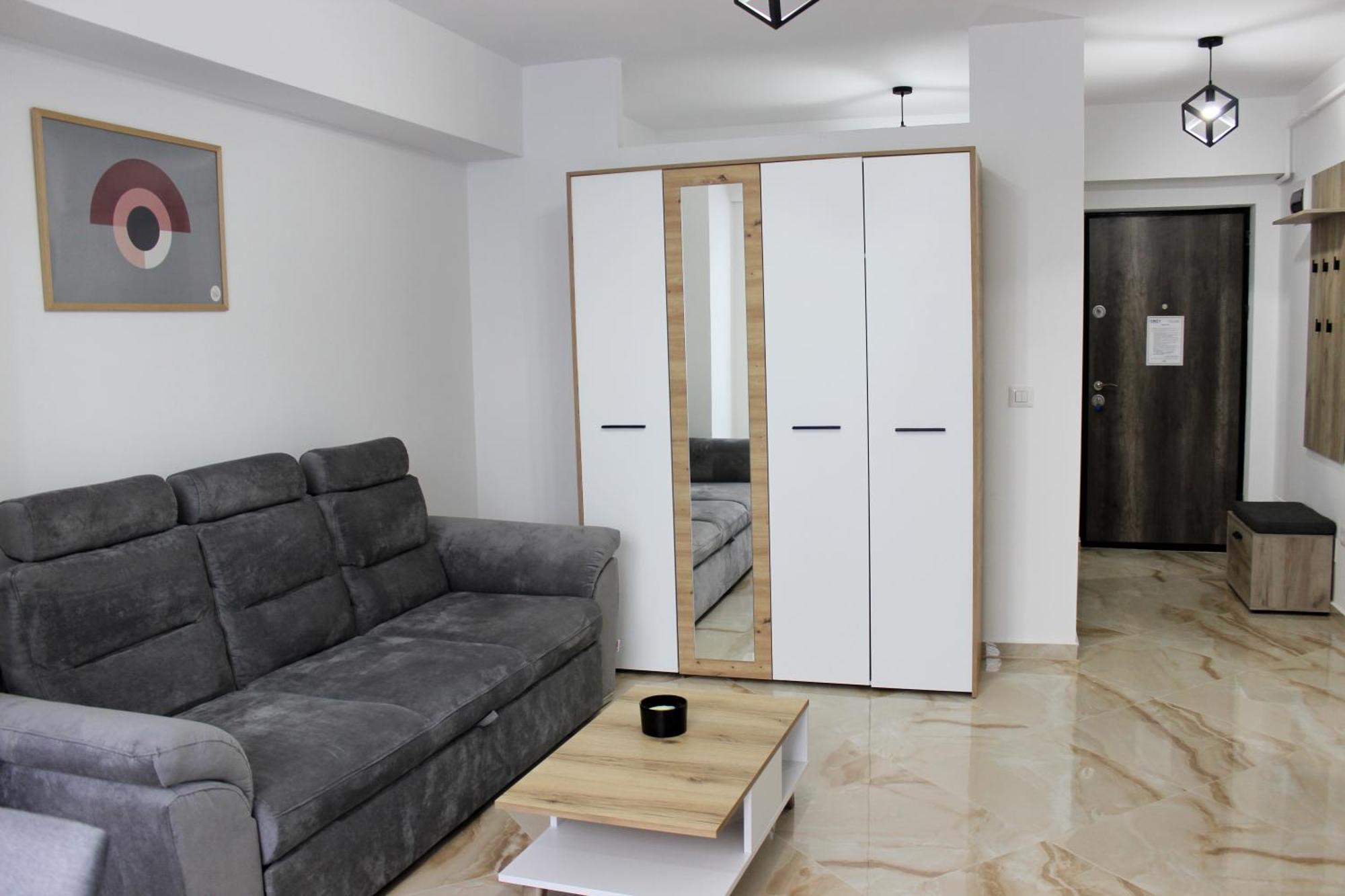 Cozy Apartments In Centre Of Suceava Near Kaufland And University Exterior foto